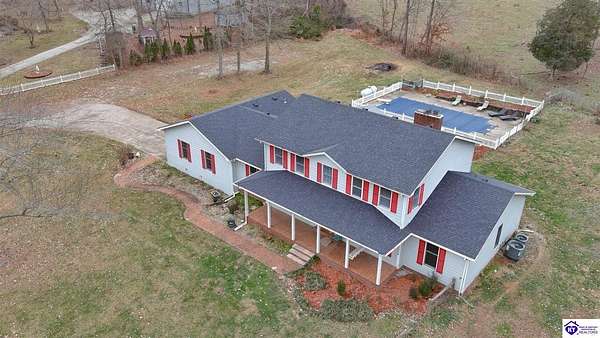 10.7 Acres of Land with Home for Sale in Radcliff, Kentucky