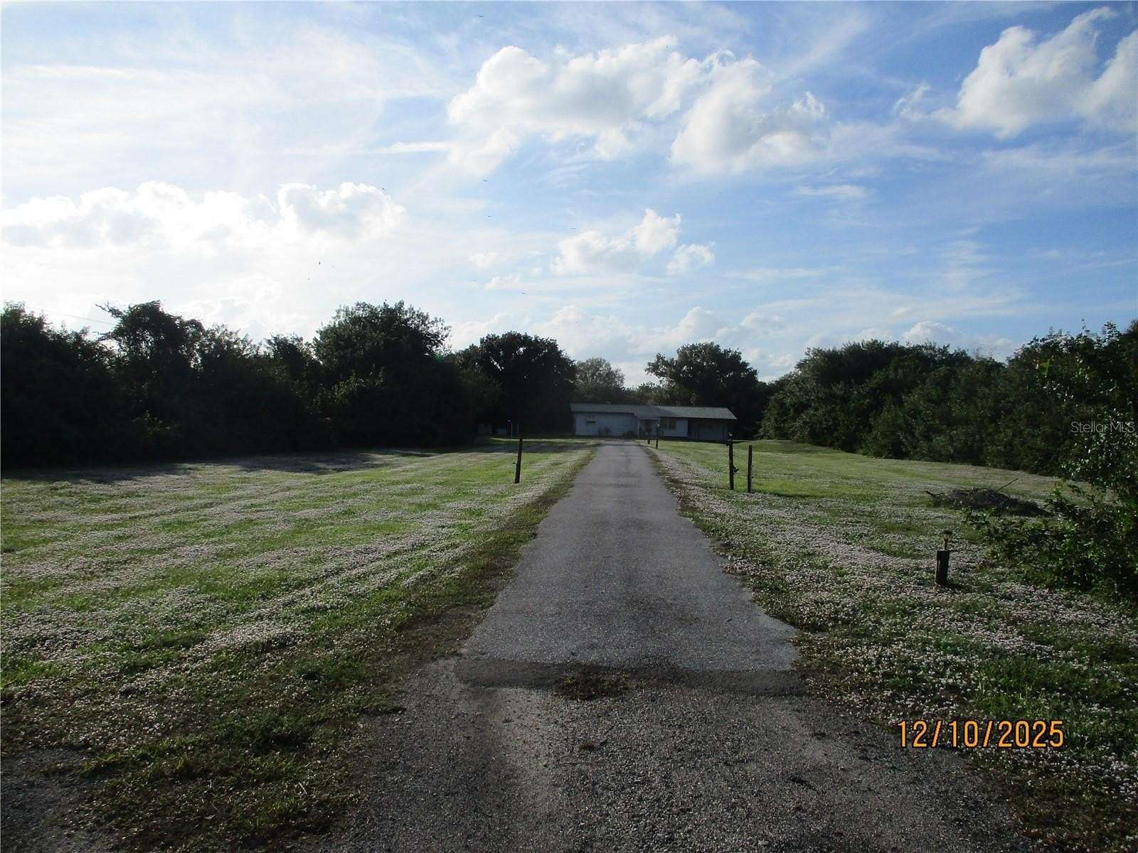 4.57 Acres of Residential Land with Home for Sale in Okeechobee, Florida
