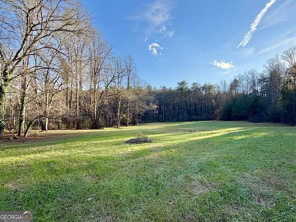 9 Acres of Land for Sale in Sautee-Nacoochee, Georgia