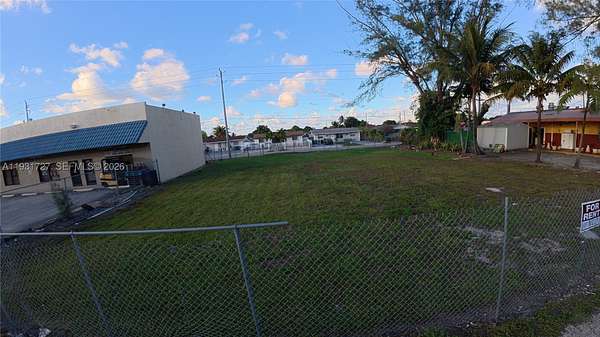 0.23 Acres of Mixed-Use Land for Sale in Miami Gardens, Florida