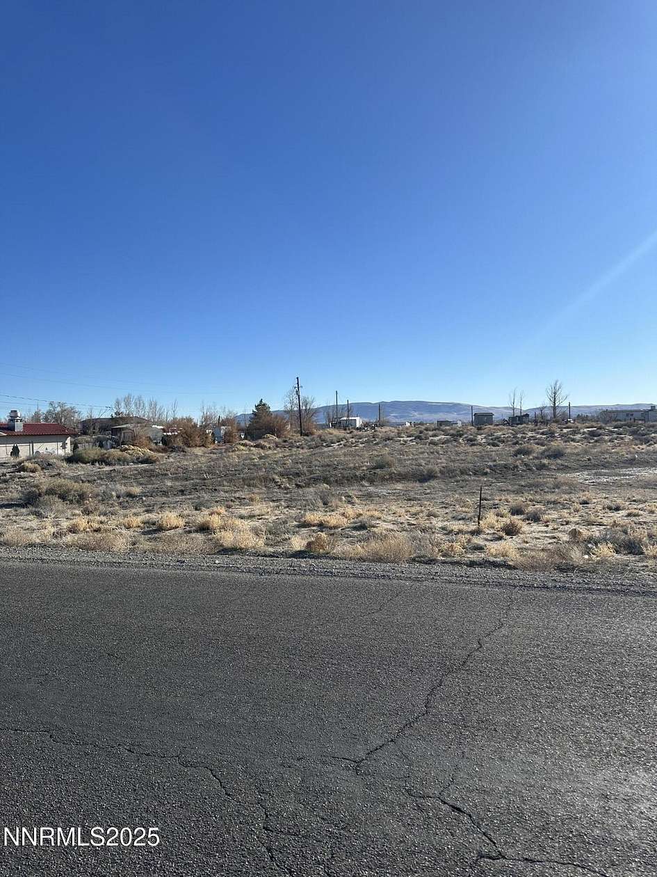 1 Acre of Commercial Land for Sale in Silver Springs, Nevada