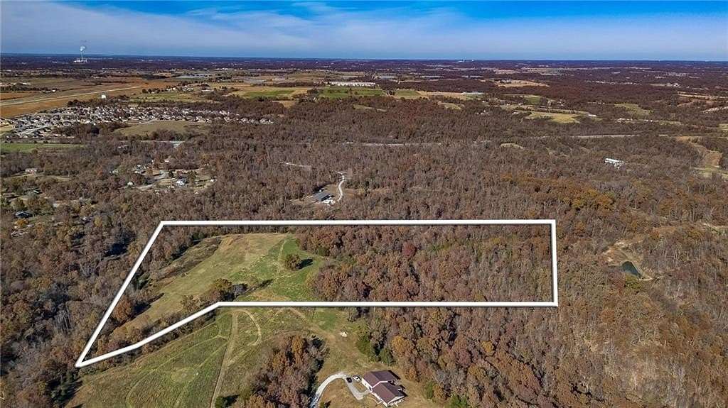 21 Acres of Land for Sale in Siloam Springs, Arkansas