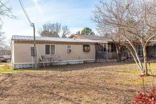 3.33 Acres of Residential Land with Home for Sale in Van Buren, Arkansas