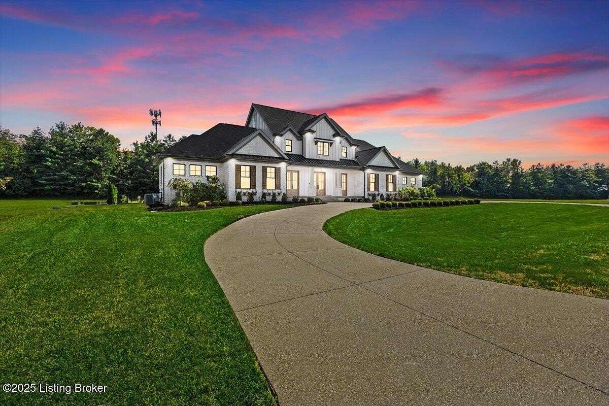 4.65 Acres of Residential Land with Home for Sale in Prospect, Kentucky