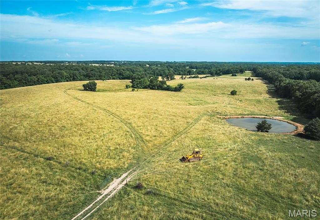 75.2 Acres of Agricultural Land for Sale in Eldridge, Missouri