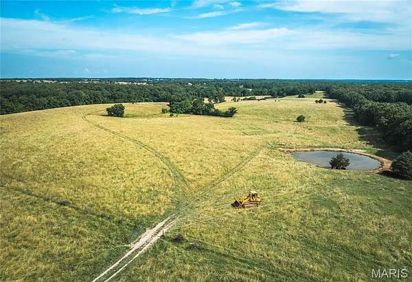 75.2 Acres of Agricultural Land for Sale in Eldridge, Missouri