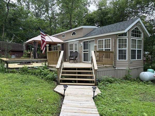 0.11 Acres of Residential Land for Sale in Seneca, Illinois