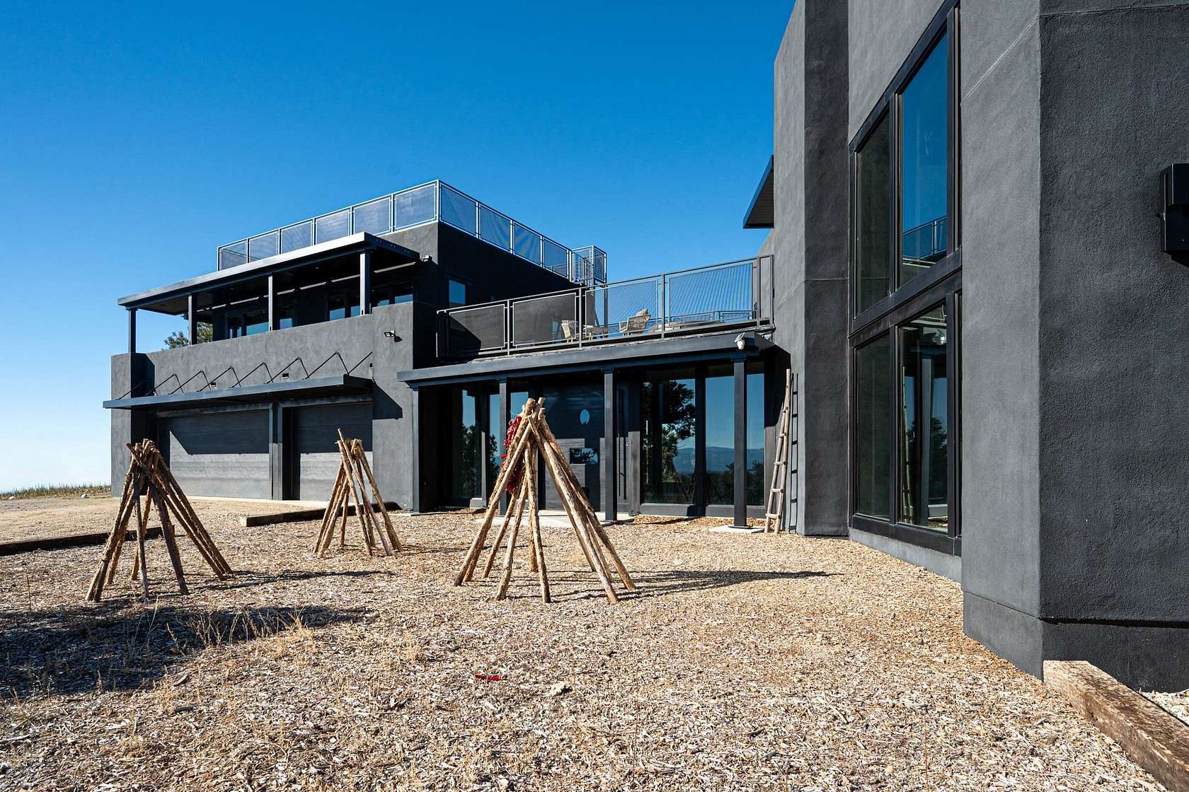 10 Acres of Recreational Land with Home for Sale in Valdez, New Mexico