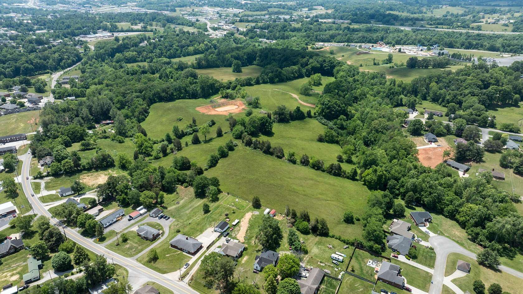 16 Acres of Land for Sale in Somerset, Kentucky