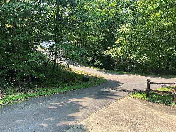 1 Acre of Residential Land for Sale in Murphy, North Carolina