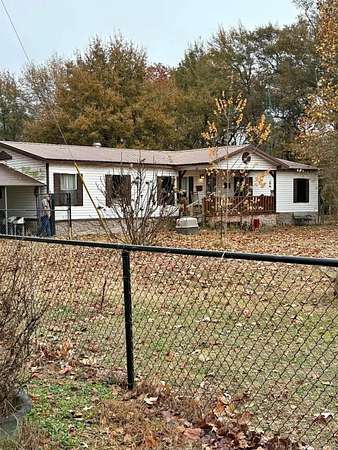 2 Acres of Land with Home for Sale in Trumann, Arkansas