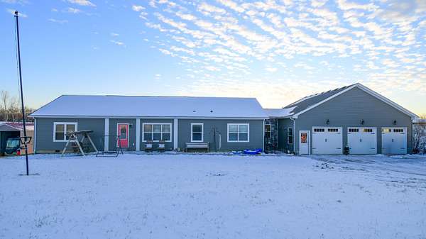 8 Acres of Residential Land with Home for Sale in Lawrenceburg, Kentucky