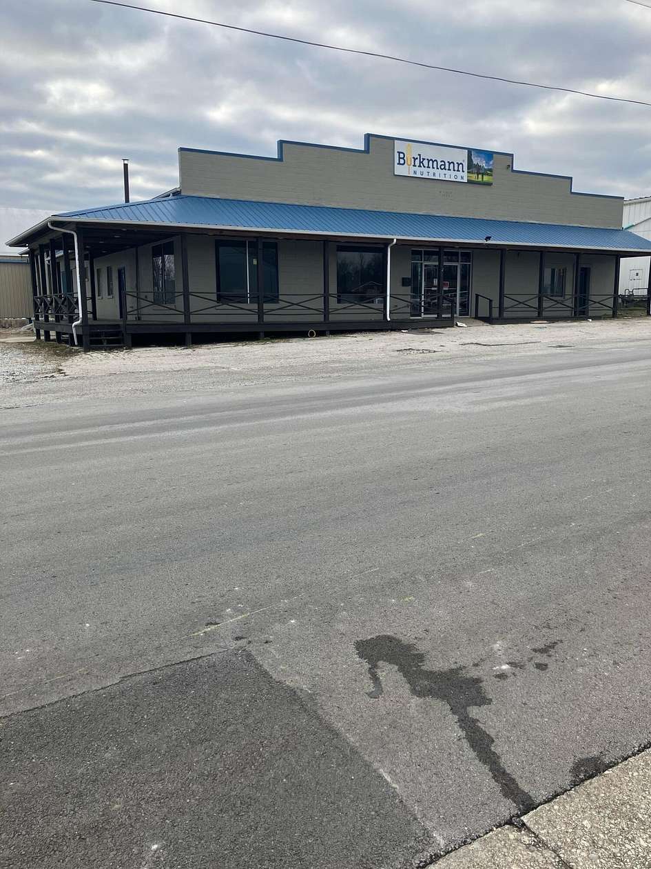 2 Acres of Improved Commercial Land for Sale in Lebanon, Kentucky