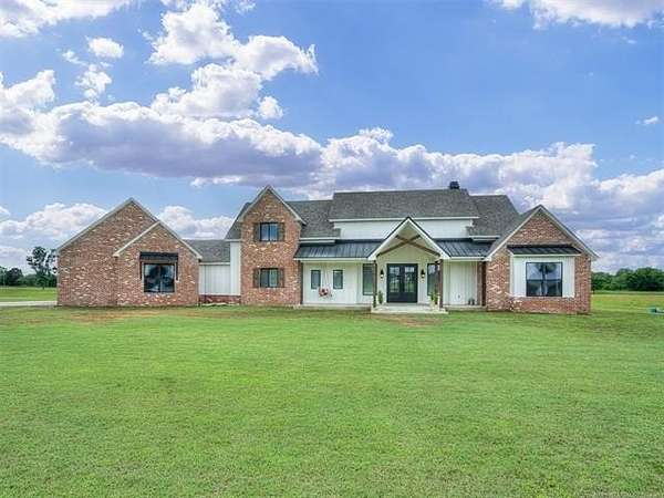 12.3 Acres of Land with Home for Sale in Okmulgee, Oklahoma