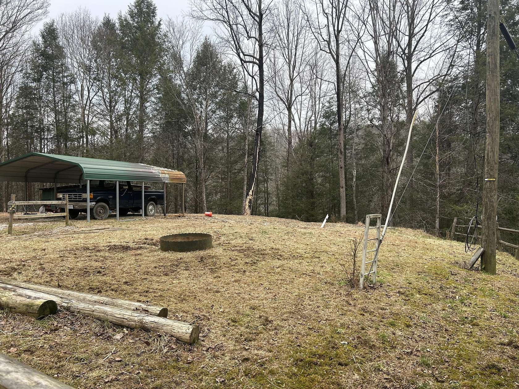 2 Acres of Land for Sale in Essie, Kentucky