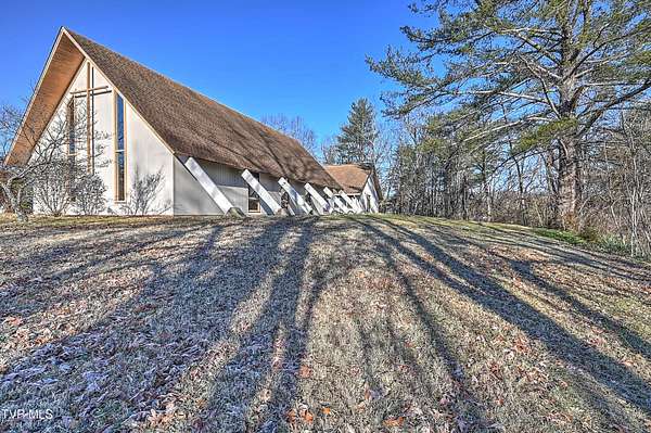 5.27 Acres of Improved Mixed-Use Land for Sale in Bristol, Tennessee