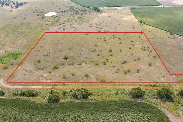 10 Acres of Mixed-Use Land for Sale in Manor, Texas
