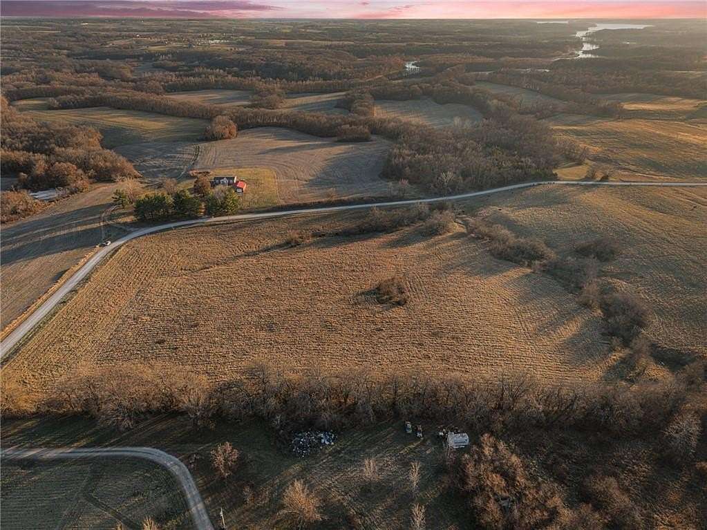 10 Acres of Land for Sale in Plattsburg, Missouri