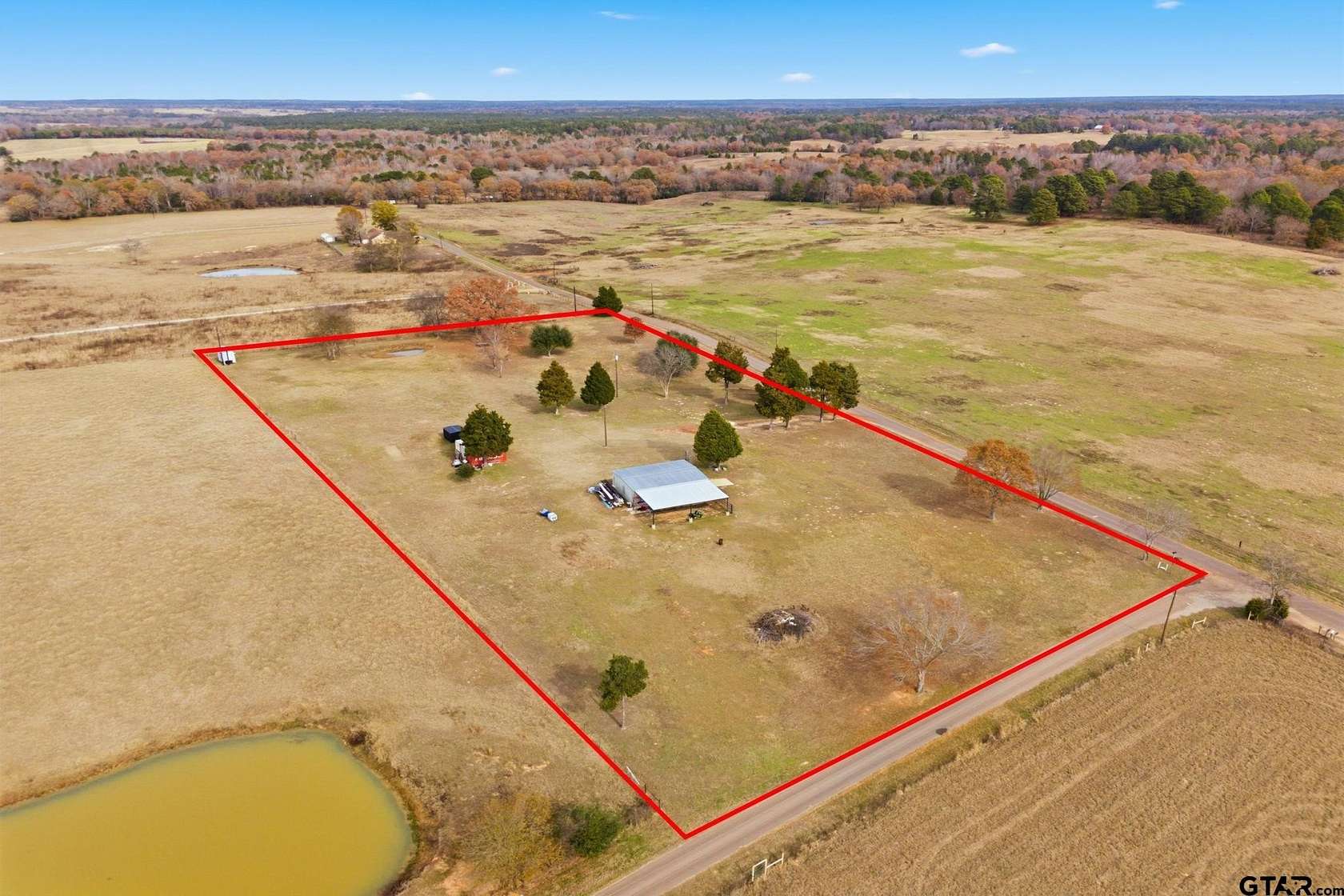 5 Acres of Residential Land for Sale in Henderson, Texas