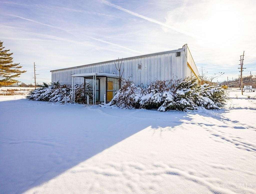 1.82 Acres of Improved Commercial Land for Sale in Hamilton, Ohio