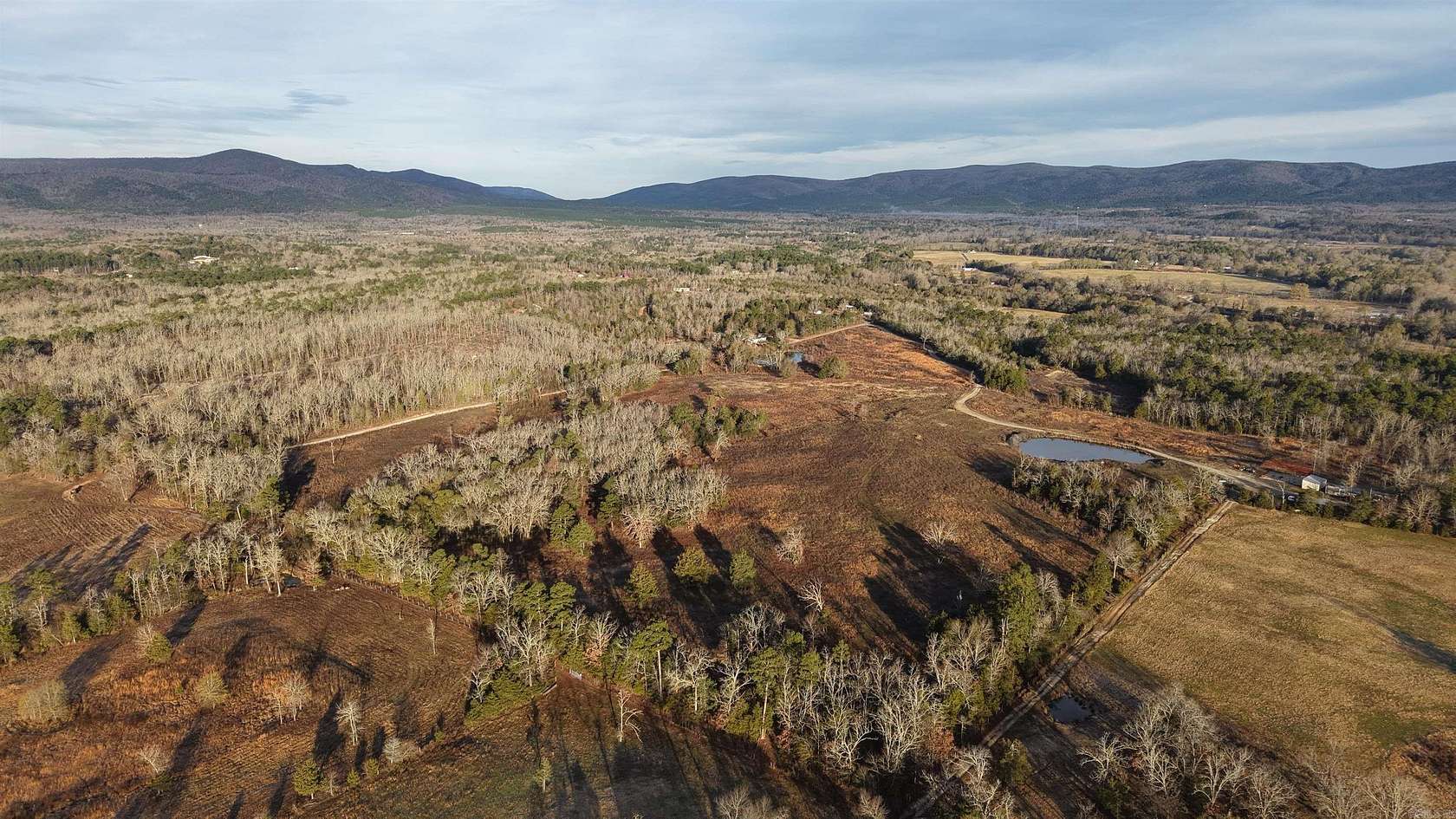 38 Acres of Land for Sale in Mena, Arkansas