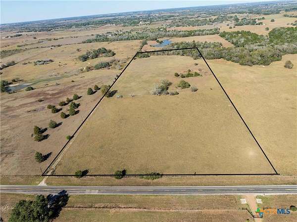 25.6 Acres of Land for Sale in Hallettsville, Texas