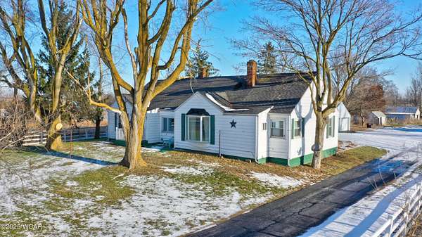 10 Acres of Residential Land with Home for Sale in Kenton, Ohio