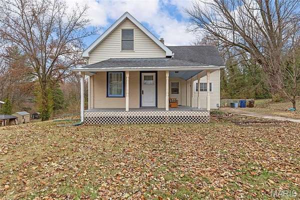 2.57 Acres of Residential Land with Home for Sale in St. Louis, Missouri