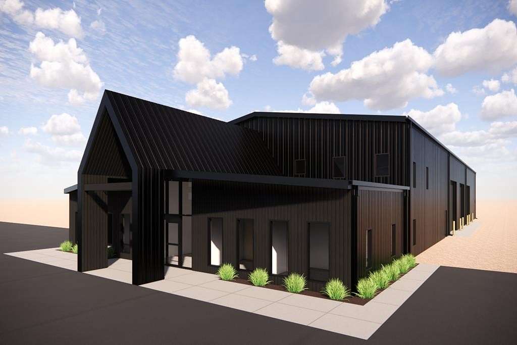 4.34 Acres of Improved Commercial Land for Sale in Midland, Texas