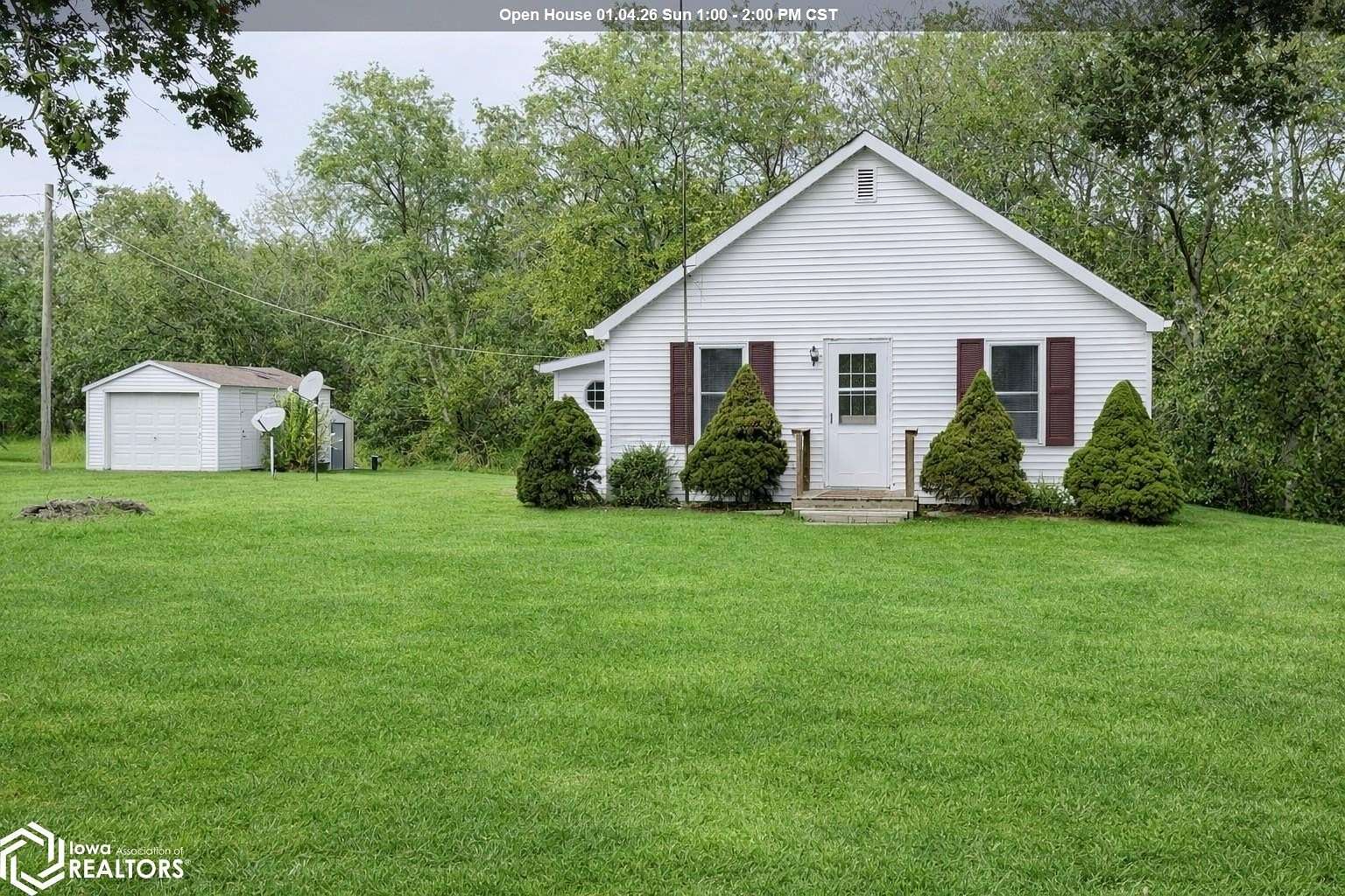 2 Acres of Residential Land with Home for Sale in Keokuk, Iowa