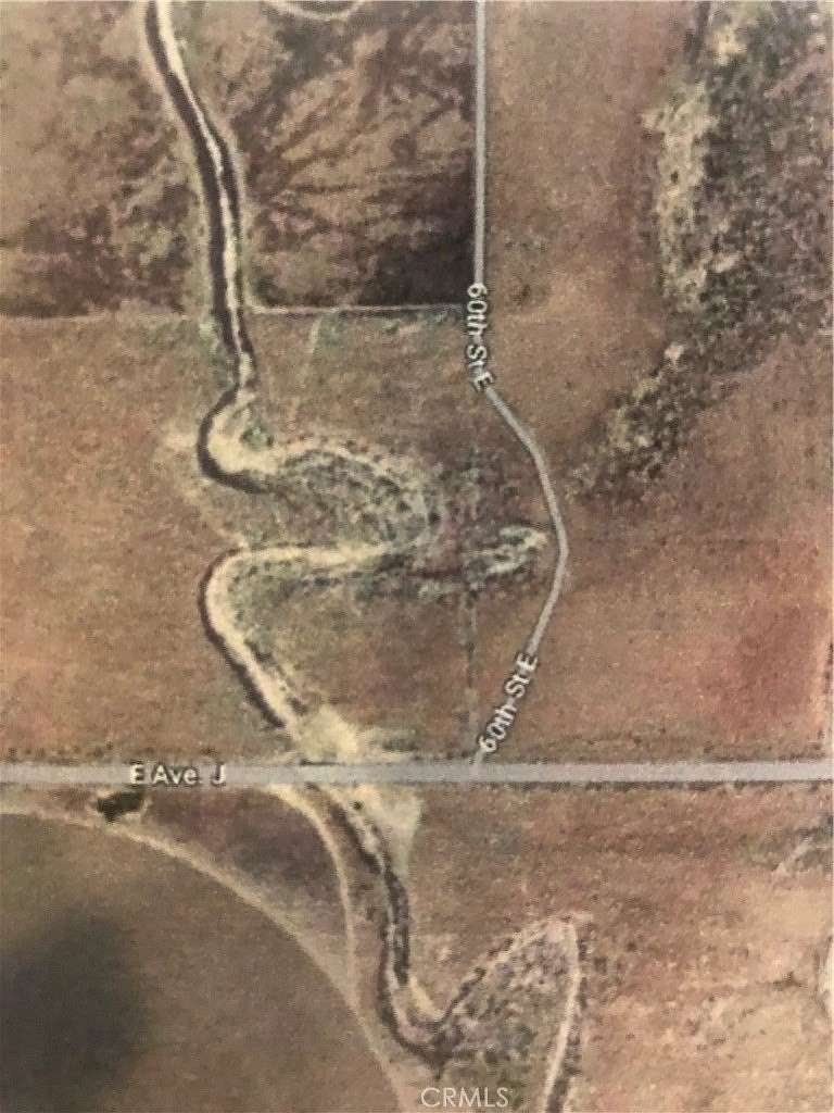 4.81 Acres of Land for Sale in Roosevelt, California