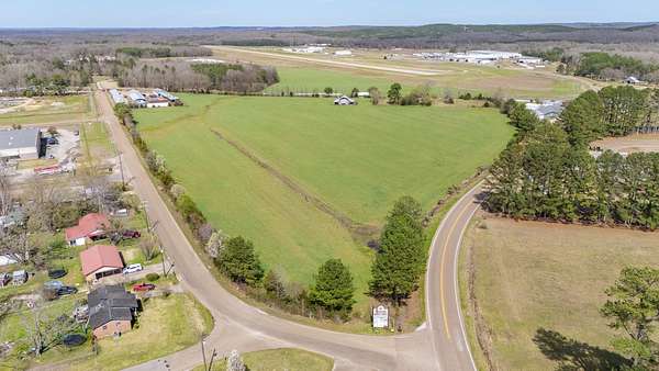 22.6 Acres of Land for Sale in Savannah, Tennessee