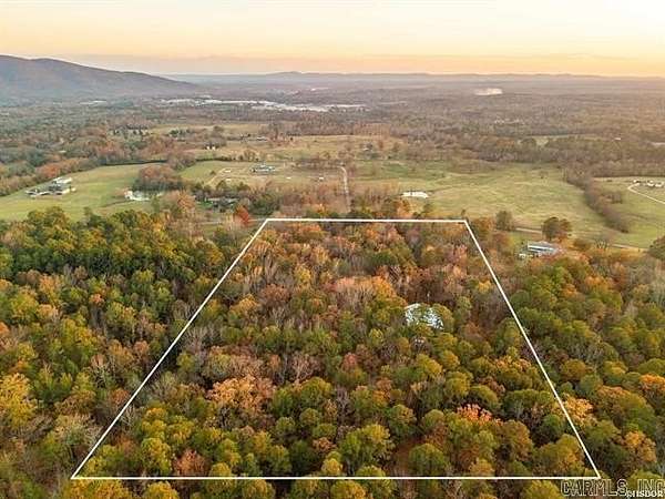 7.1 Acres of Residential Land with Home for Sale in Hot Springs, Arkansas