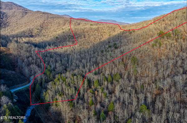 110 Acres of Recreational Land for Sale in Oliver Springs, Tennessee
