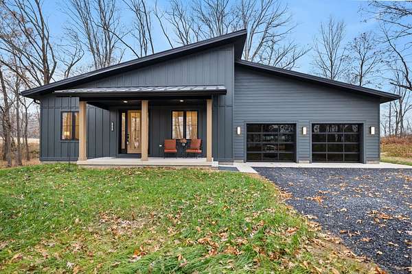 4.5 Acres of Residential Land with Home for Sale in Woodstock, Virginia