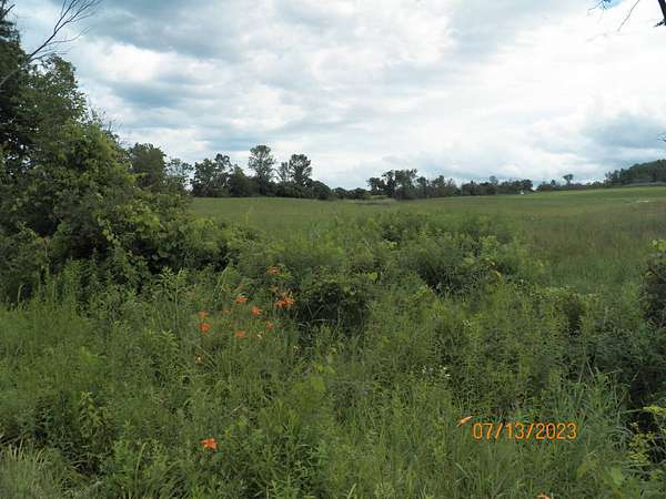 2 Acres of Land for Sale in Sprakers, New York