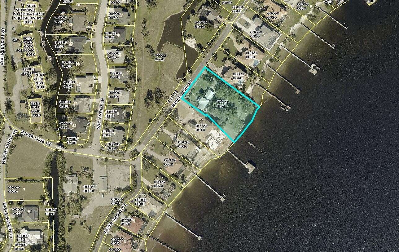 1.25 Acres of Residential Land for Sale in North Fort Myers, Florida