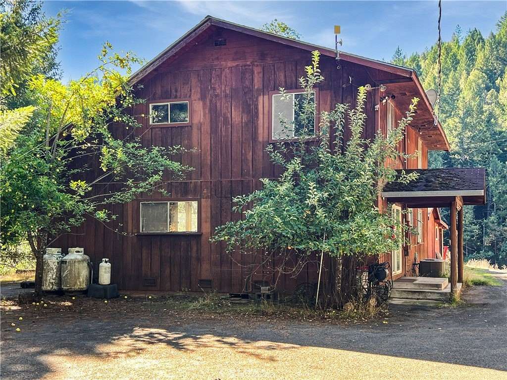 20.3 Acres of Land with Home for Sale in Redwood Valley, California