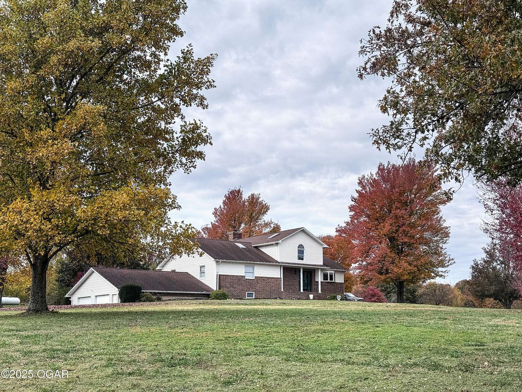 4 Acres of Residential Land with Home for Sale in Carthage, Missouri