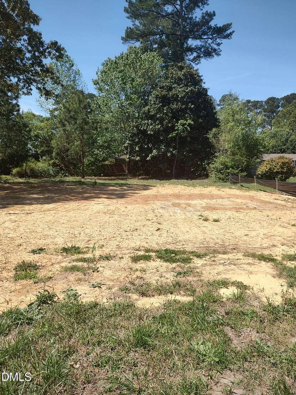 0.31 Acres of Residential Land for Sale in Micro, North Carolina