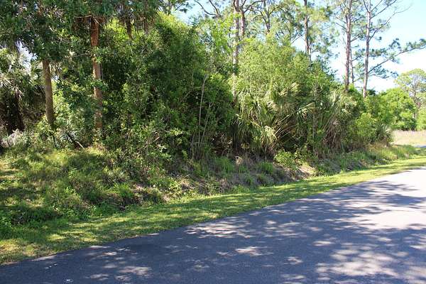 Residential Land for Sale in Palm Bay, Florida