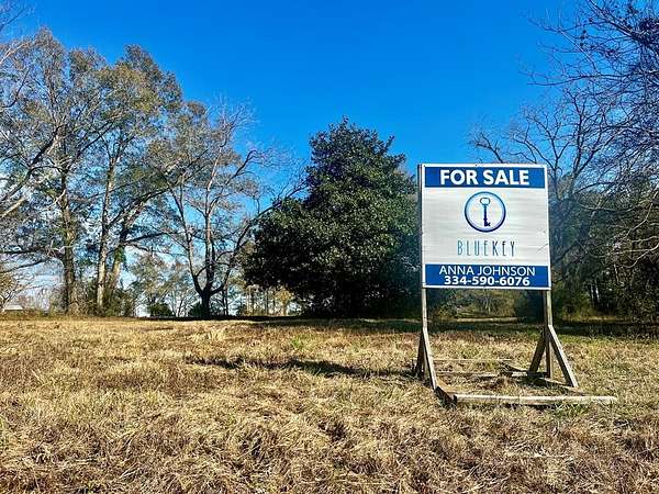 3 Acres of Residential Land for Sale in Troy, Alabama