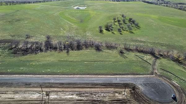 3.16 Acres of Residential Land for Sale in Ponder, Texas