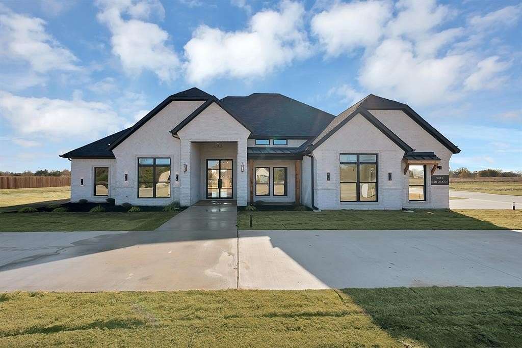 1.5 Acres of Land with Home for Sale in Union Valley, Texas