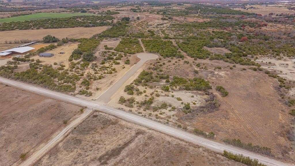 2 Acres of Residential Land for Sale in Stephenville, Texas
