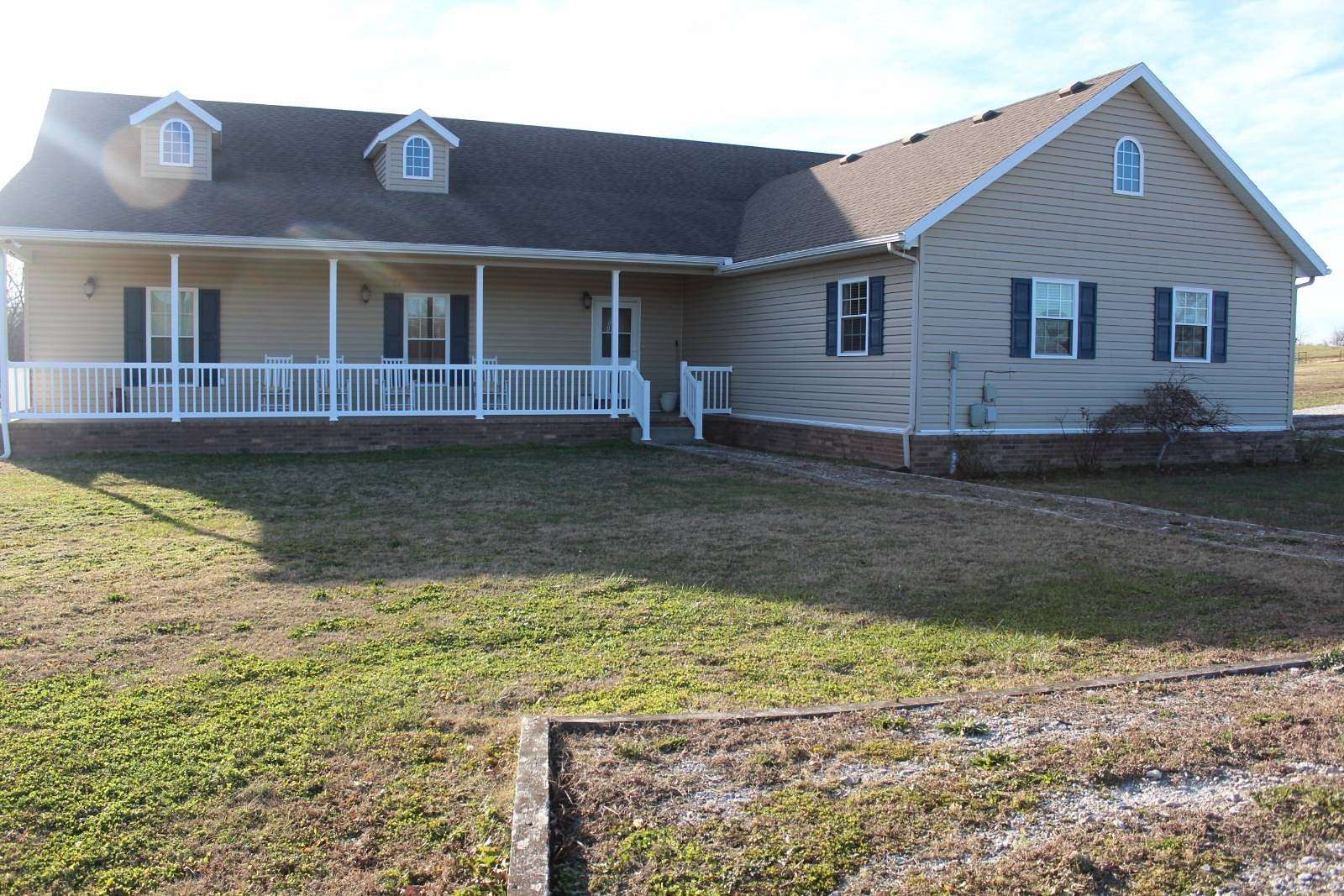 31.9 Acres of Land with Home for Sale in Huntsville, Arkansas