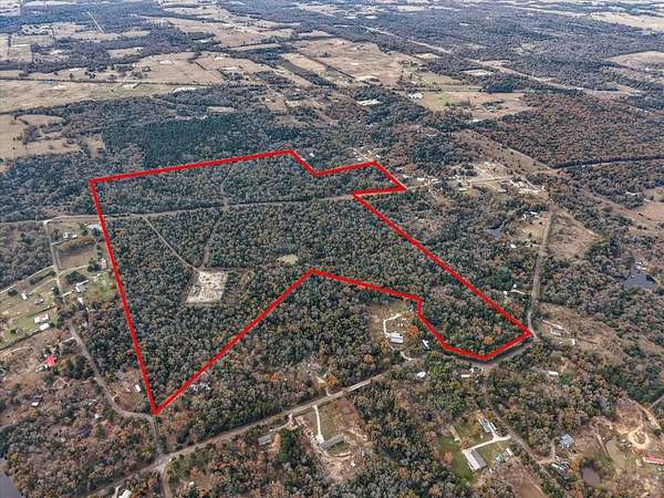 109 Acres of Land for Sale in Fairfield, Texas