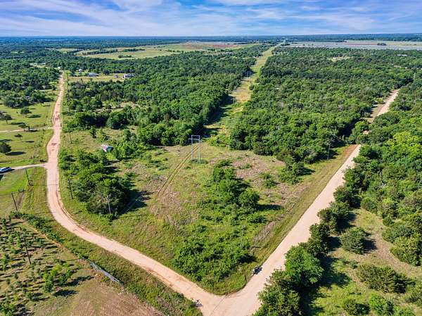 11.1 Acres of Land for Sale in Mexia, Texas