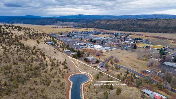 0.92 Acres of Residential Land for Sale in Prineville, Oregon