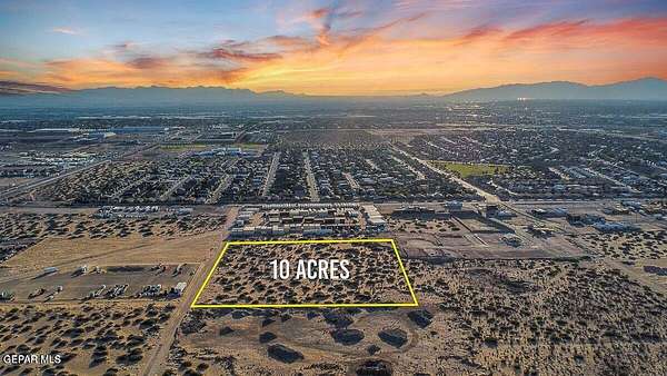 10 Acres of Residential Land for Sale in El Paso, Texas